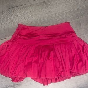 goldhinge skirt